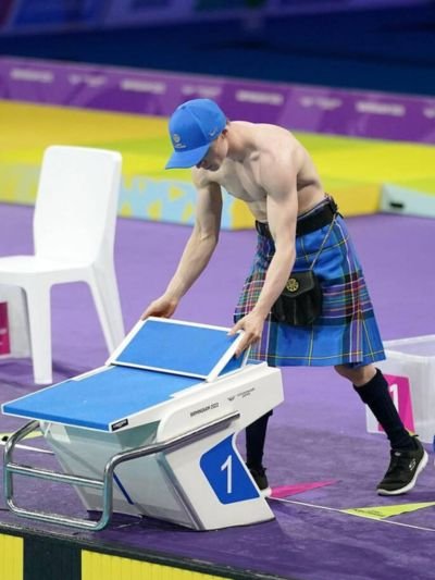 The Complete Guide to the Swimming Kilt 