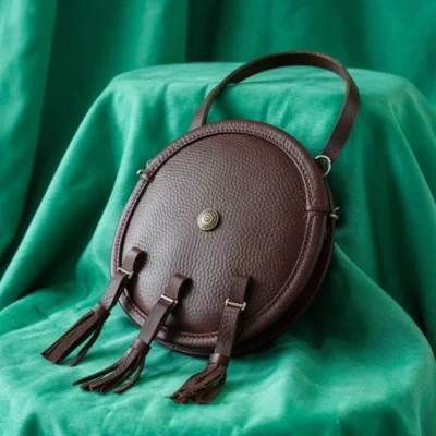Clan Round – Classic Three Tassel Sporran