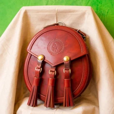 Heritage Crest Sporran with Brass Accents and Triple Tassel