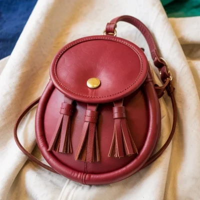 Wine Red Clan Sporran – Classic Three-Tassel Leather Heritage