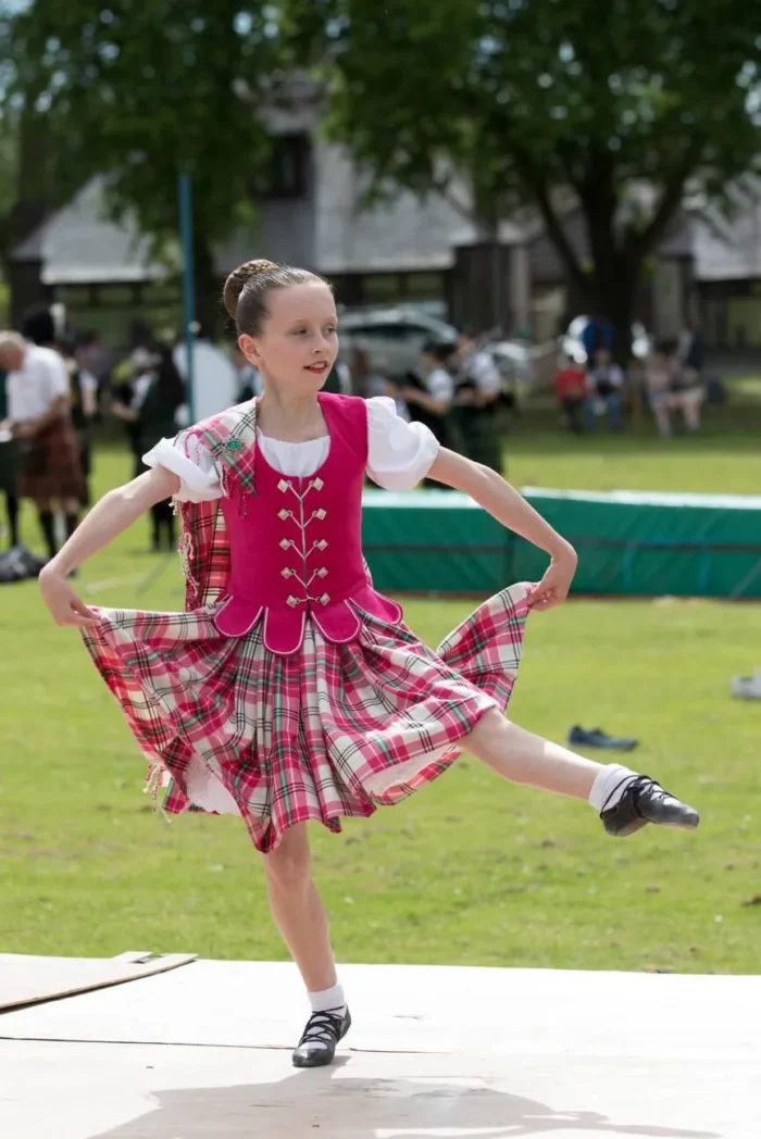 ladies in kilts ladies in kilts