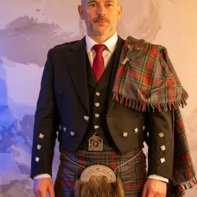 Black Highland Prince Charlie Set – 3-Button Waistcoat Included